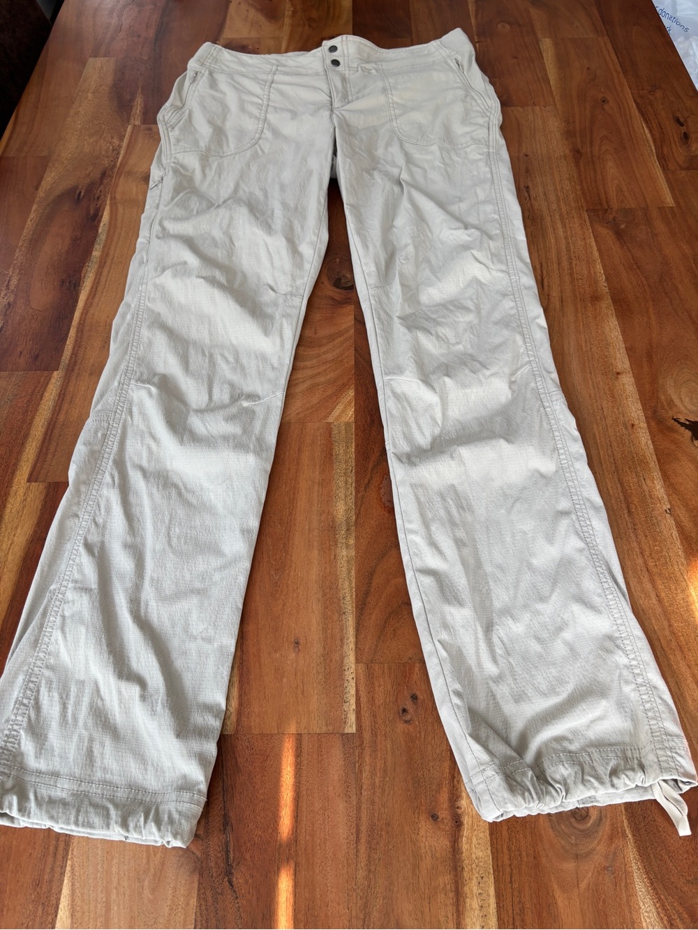 Athleta Trekkie North Jogger Pants Tan - Size 8